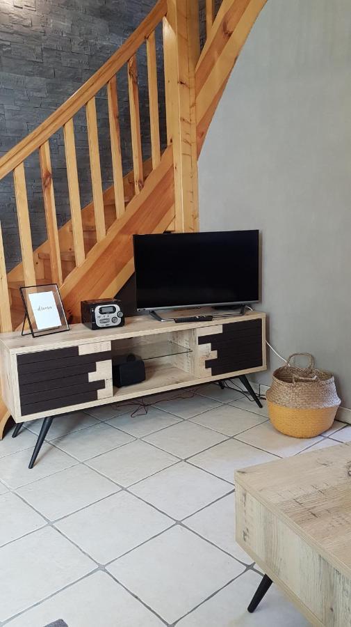 Gites De La Bonaudrie Combrand Exterior foto
